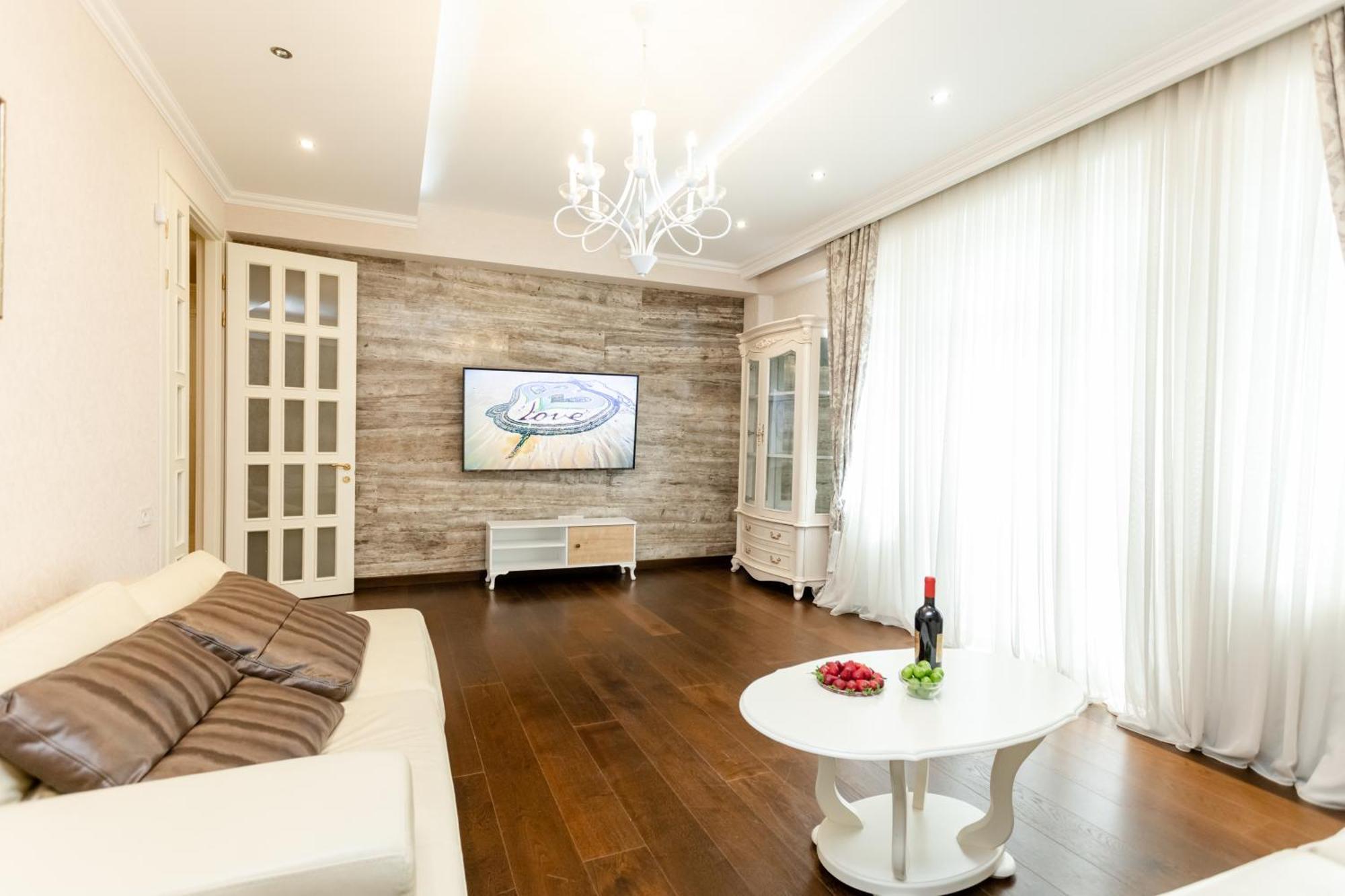 3Bd-2Bth Apartment In Tbilisi City Center Exteriér fotografie